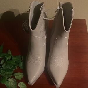 Elegant Cream Ankle Boots